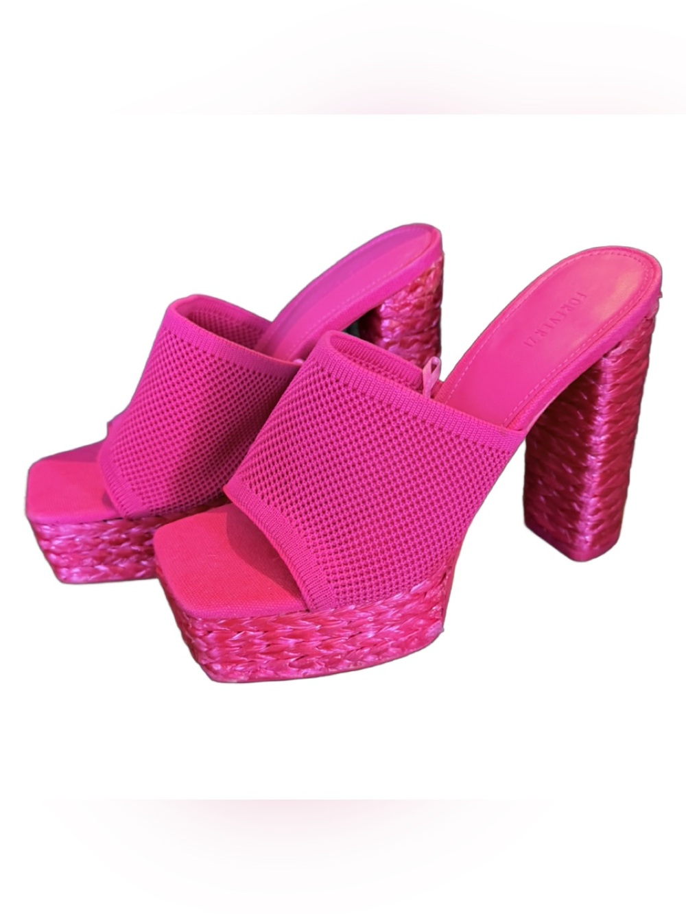 NWT Forever 21 Fuchsia Mesh Platform Mule Heels